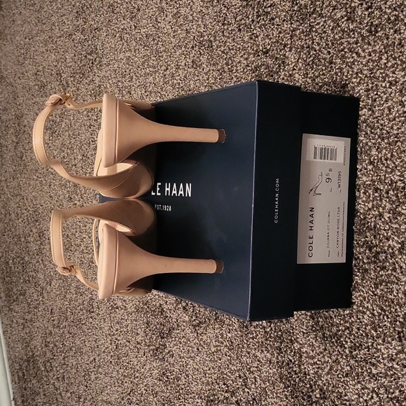 NEW IN BOX Cole Haan Juliana OT Slingback Peeptoe Pumps sz 9.5 - Picture 4 of 7